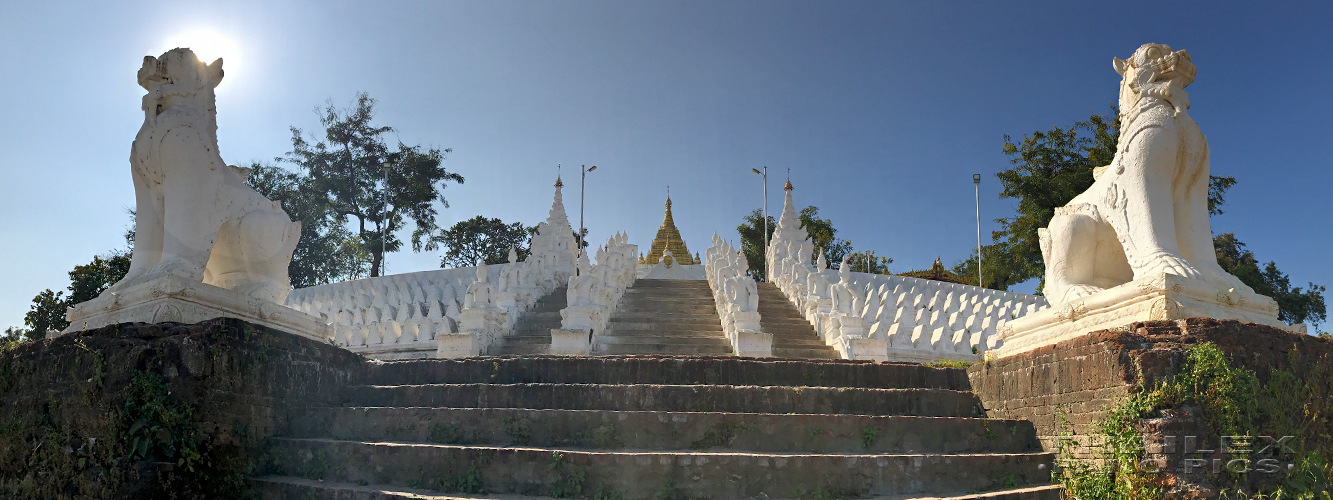 Sat Taw Yar Guardian Lions, Mingun, Myanmar