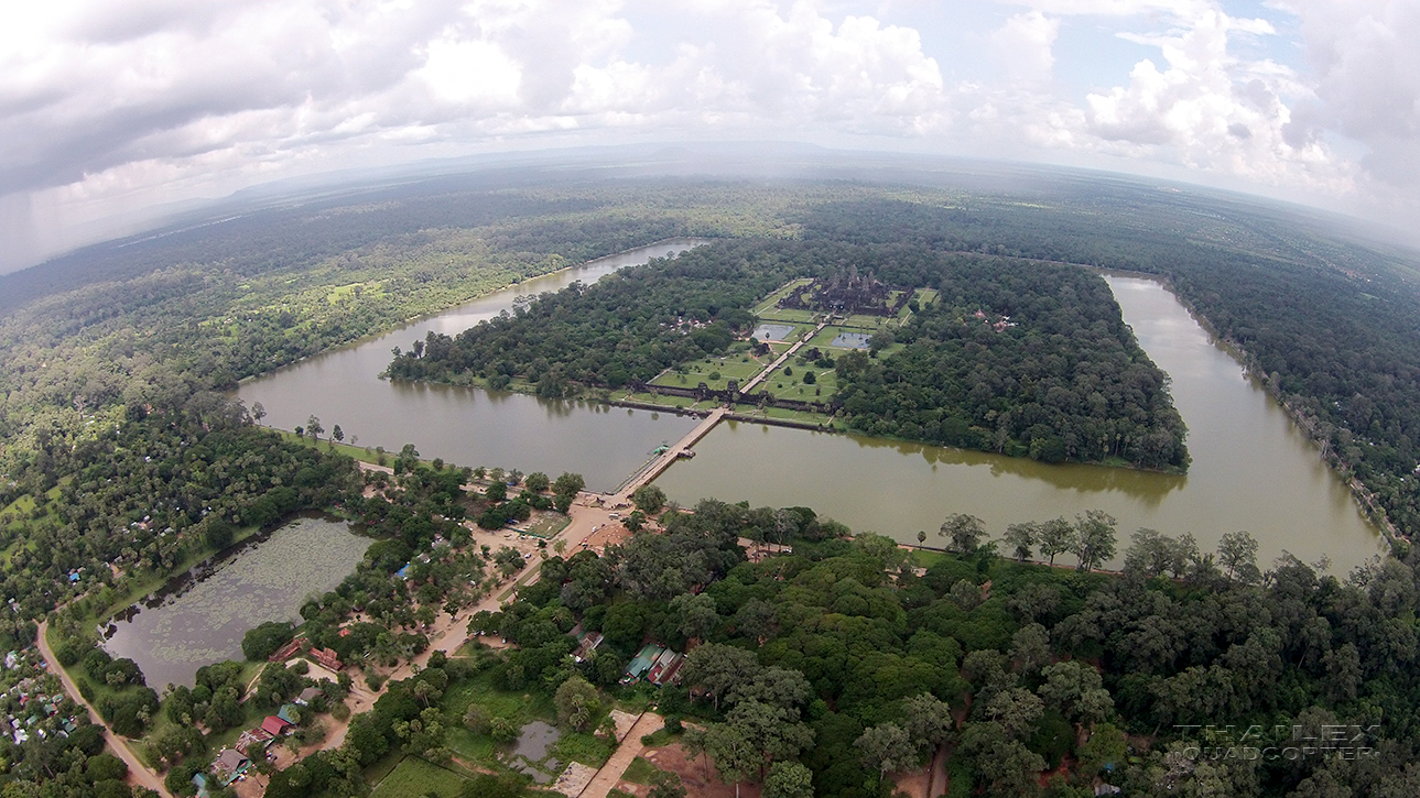 Angkor Wat (អង្គរវត្ត)