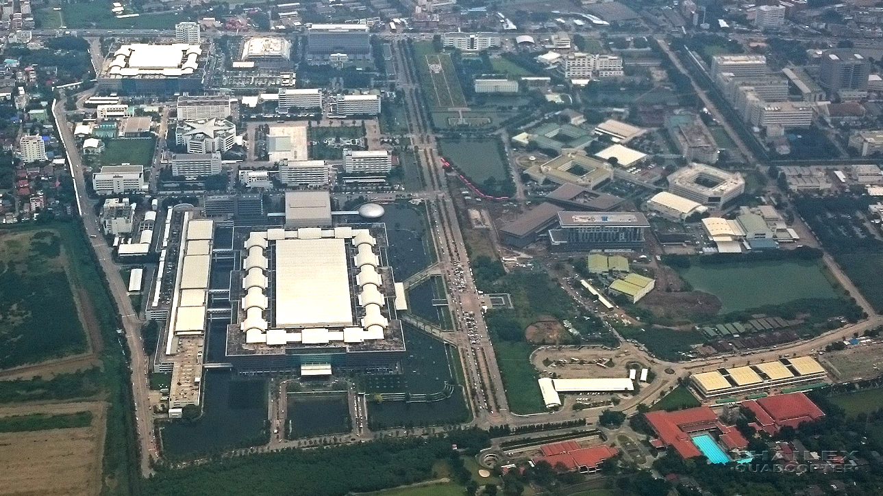 Royal Thai Armed Forces Headquarters and Chaeng Wattana Governmental Complex (ͧѭҡáͧѾ ٹҪѲ)