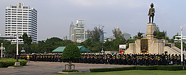 King Rama VI Statue