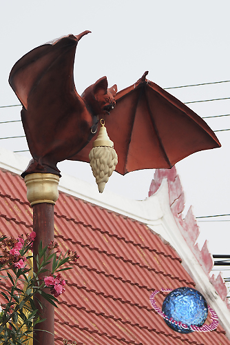 Bat Street Lantern, Tambon Tao Pun, Amphur Photharam, Ratchaburi