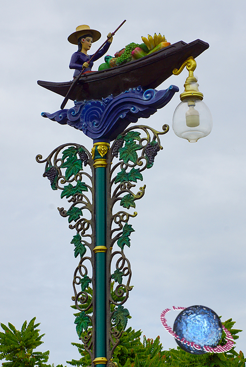 Floating Market Street Lantern, Tambon Damnoen Saduak, Amphur Damnoen Saduak, Ratchaburi