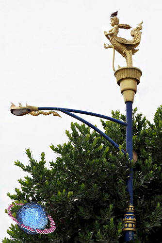 Kinnari with Chofa Street Lantern, Tambon Nai Meuang, Amphur Meuang, Kamphaeng Phet