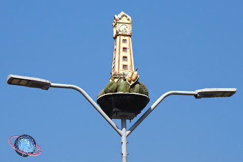 Nonthaburi Durians and Clock Tower Street Lantern, Tambon Suan Yai & Bang Kraso, Amphur Meuang, Nonthaburi