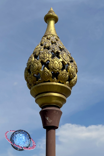 Phum Dokmai Street Lantern, Tambon Kut Ngong, Amphur Phanat Nikhom, Chonburi