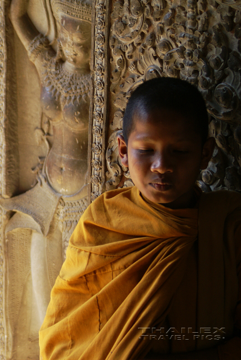 Meditating, Angkor Wat (Cambodia)