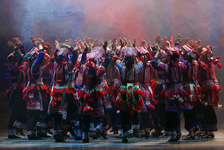 Hill Tribe Dance, Kunming (China)